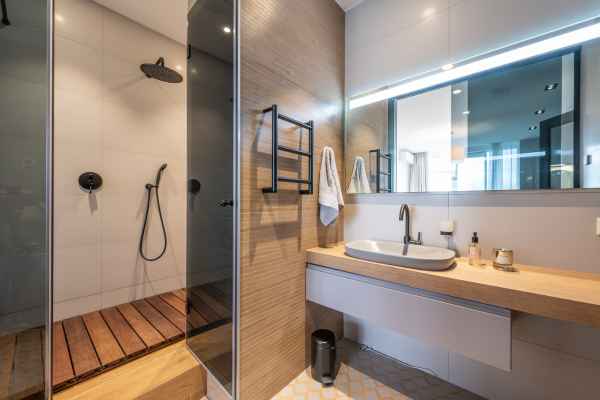 Professional bathroom cleaning